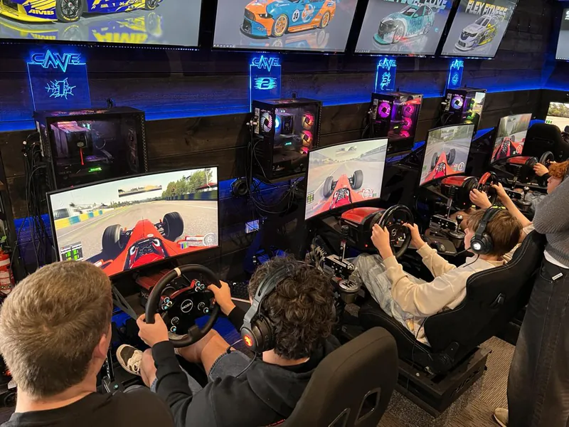 RACING SIMULATOR CHALLENGE